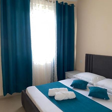 Aesthetic Durres Apartament Esterno foto