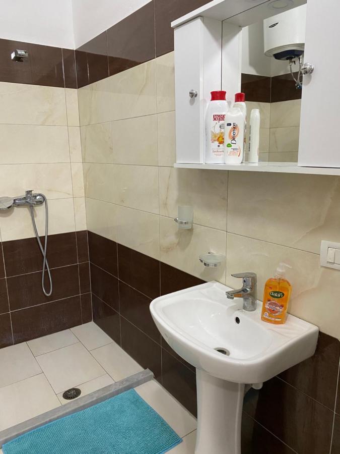 Aesthetic Durres Apartament Esterno foto